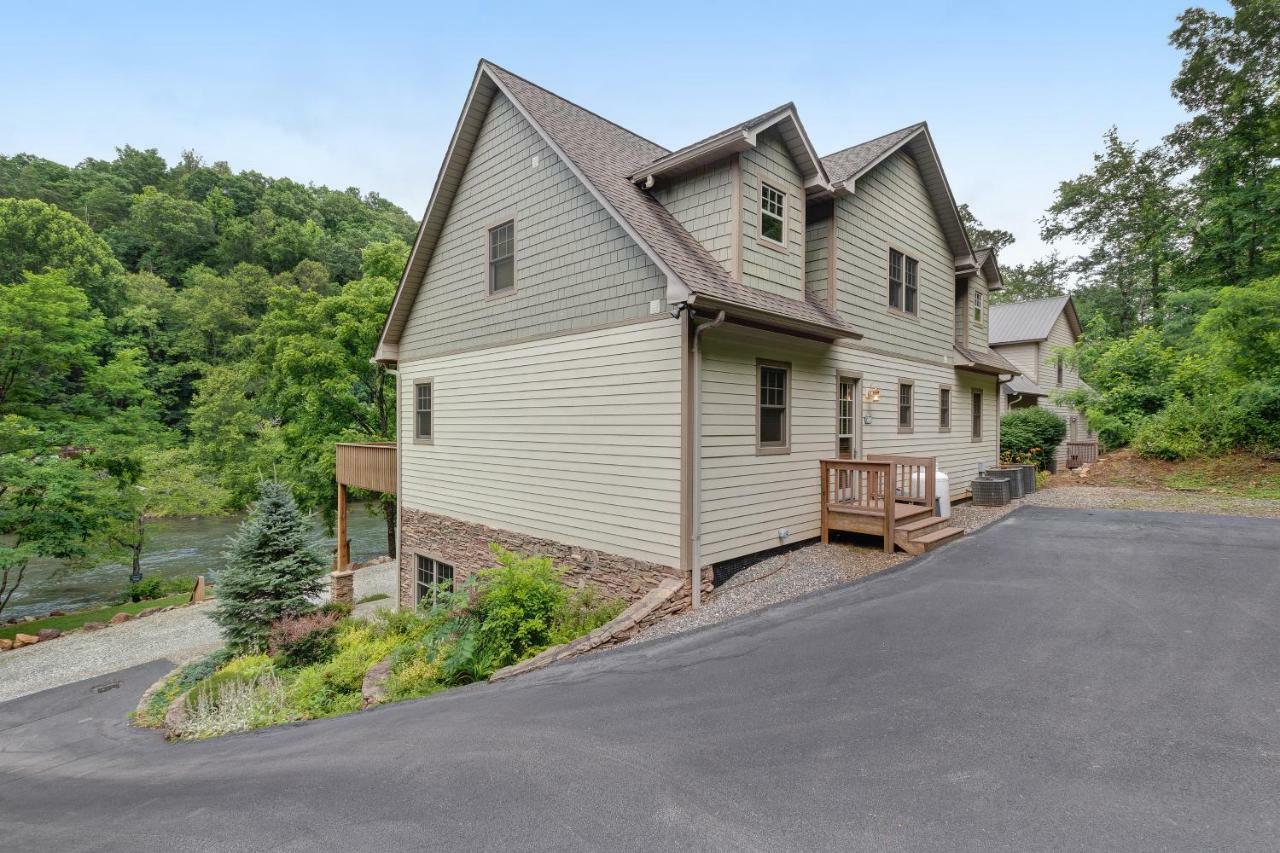 Tuckaway Retreat Villa Sylva Exterior photo